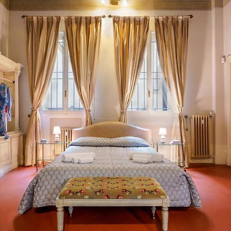 Suite Aldrovandi, With Private Garden Bologna Eksteriør bilde