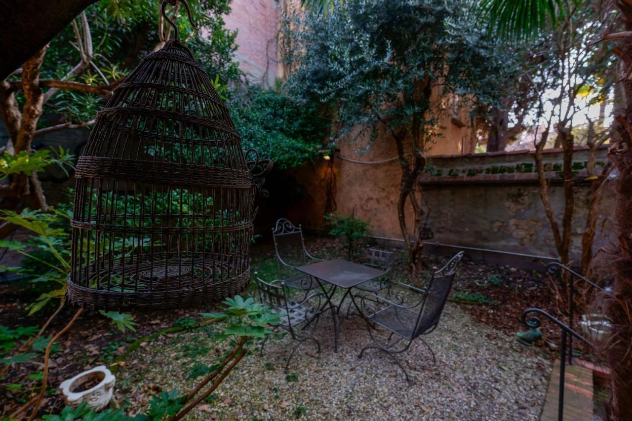 Suite Aldrovandi, With Private Garden Bologna Eksteriør bilde