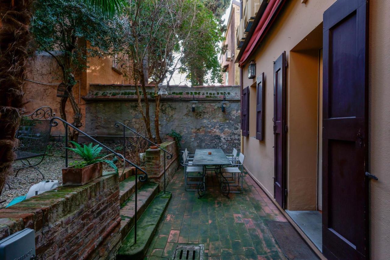 Suite Aldrovandi, With Private Garden Bologna Eksteriør bilde